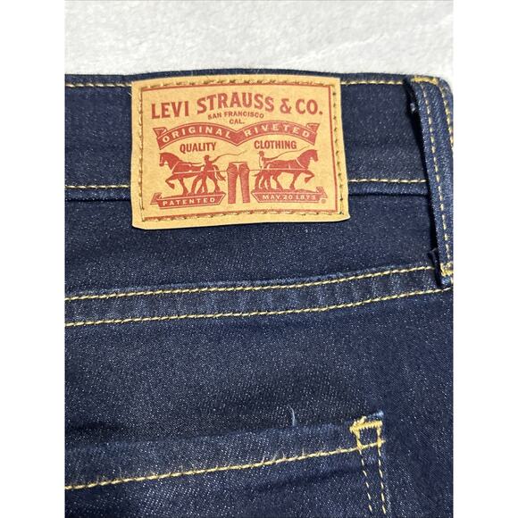 LEVI’S 724 HIGH RISE STRAIGHT Jeans Women’s Size 34 US 16 Dark Wash Stretch - Picture 9 of 13